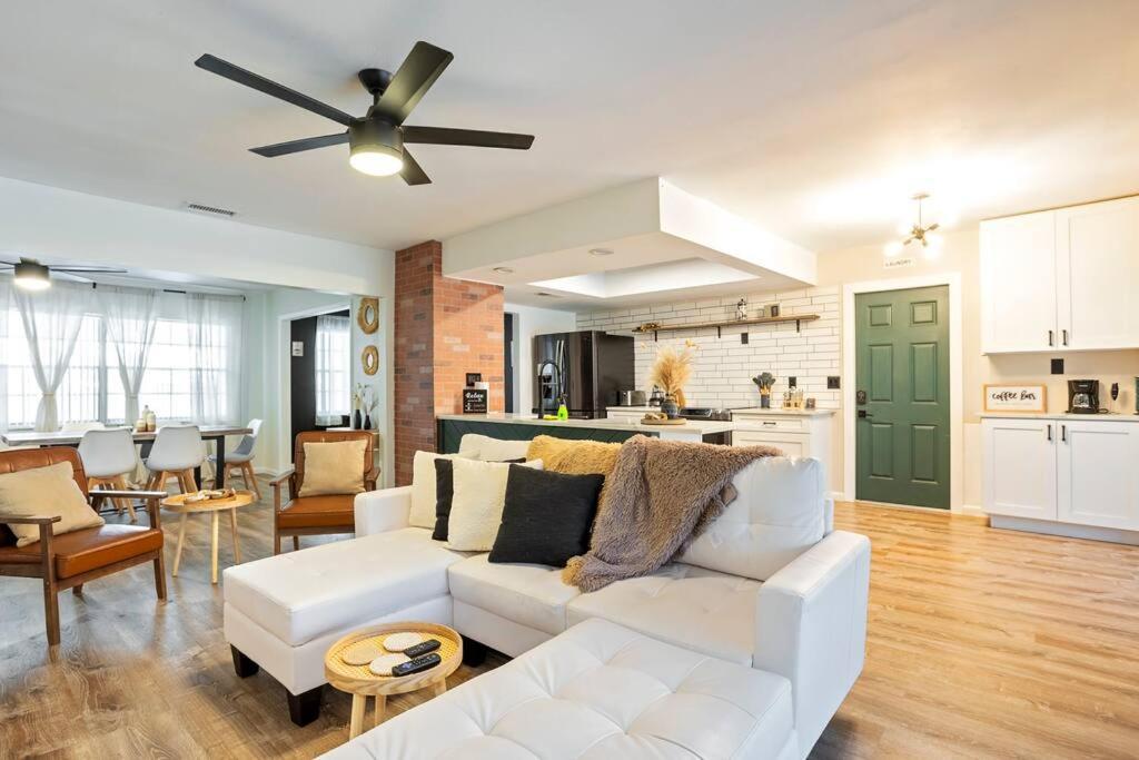 ווינטר הייבן Cozy Lakefront Home W/ Pool -7 Mins From Legoland מראה חיצוני תמונה