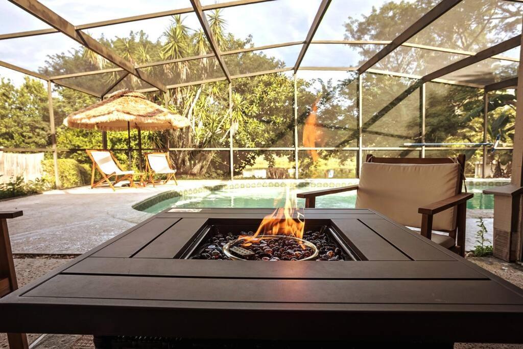 ווינטר הייבן Cozy Lakefront Home W/ Pool -7 Mins From Legoland מראה חיצוני תמונה